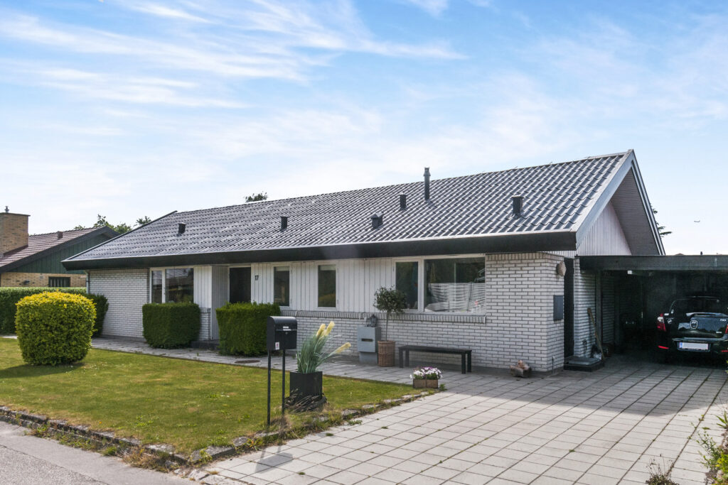 Thimandsvænget 17
2791 Dragør
Zigna ordre nr.
DK90409